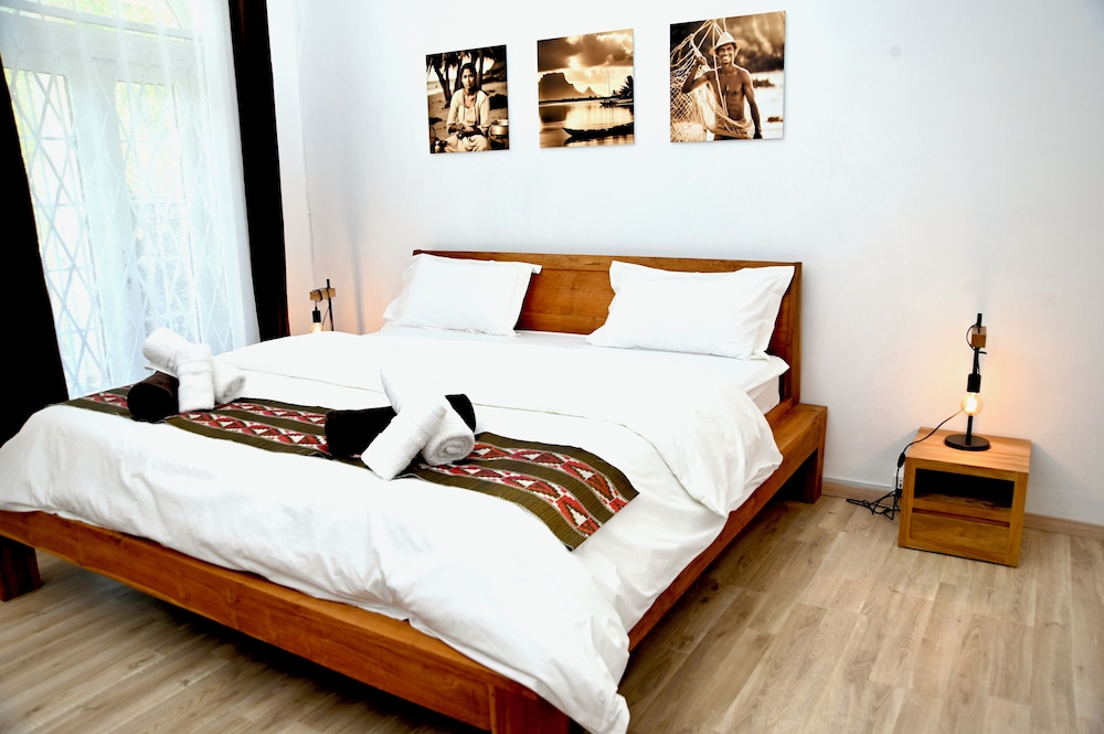 Deluxe Suite, 2 Bedrooms, Garden Area