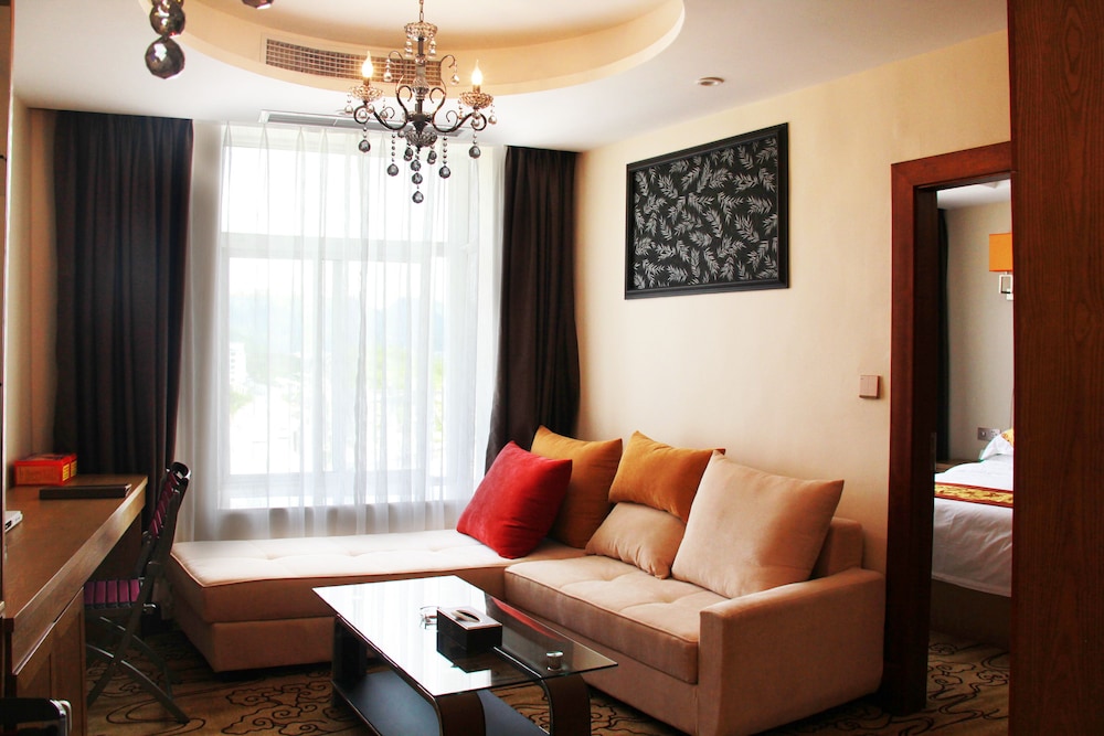 Deluxe Suite photo 1