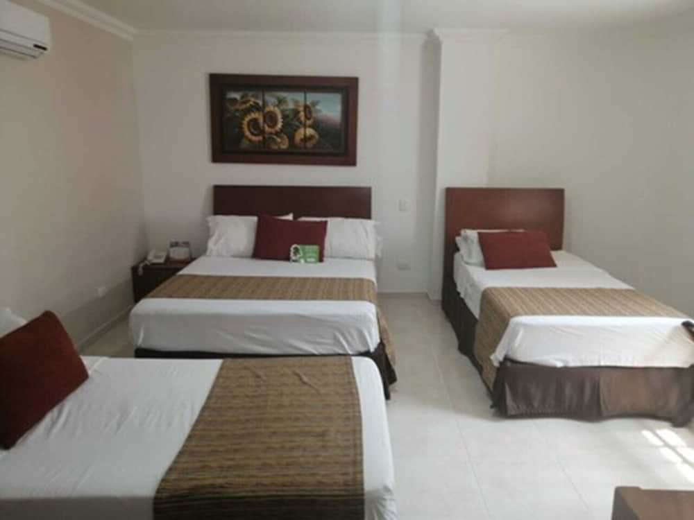 Family Triple Room photo 3
