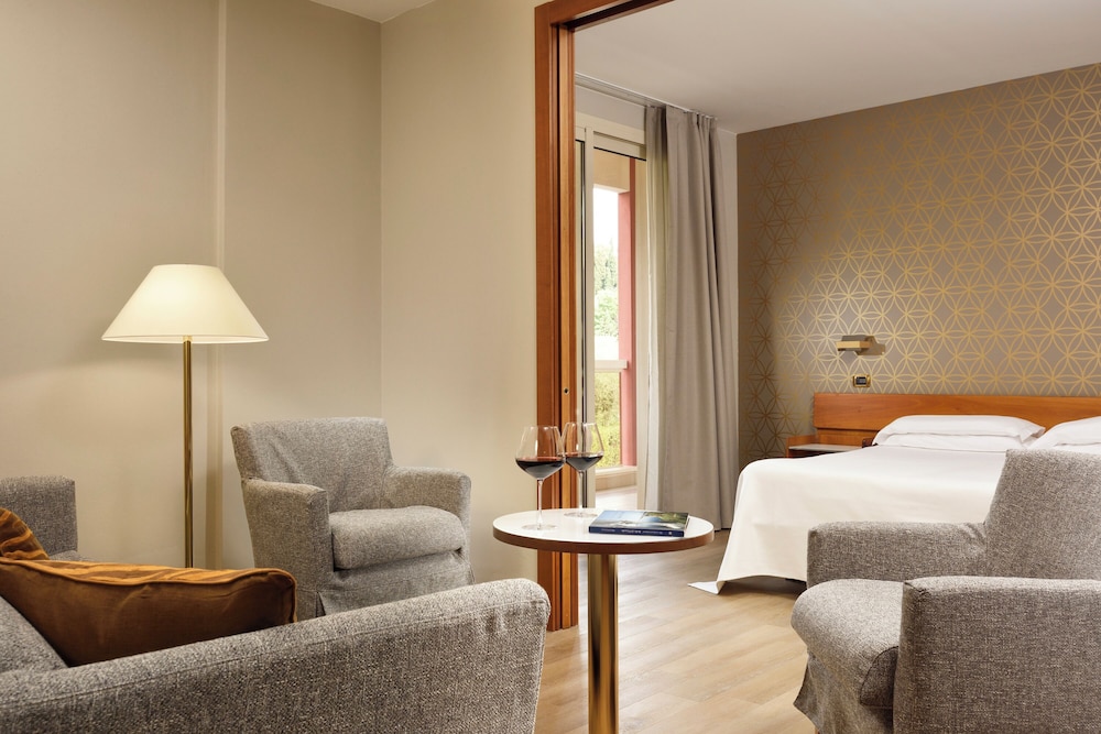 Superior Double Room, Balcony, City View