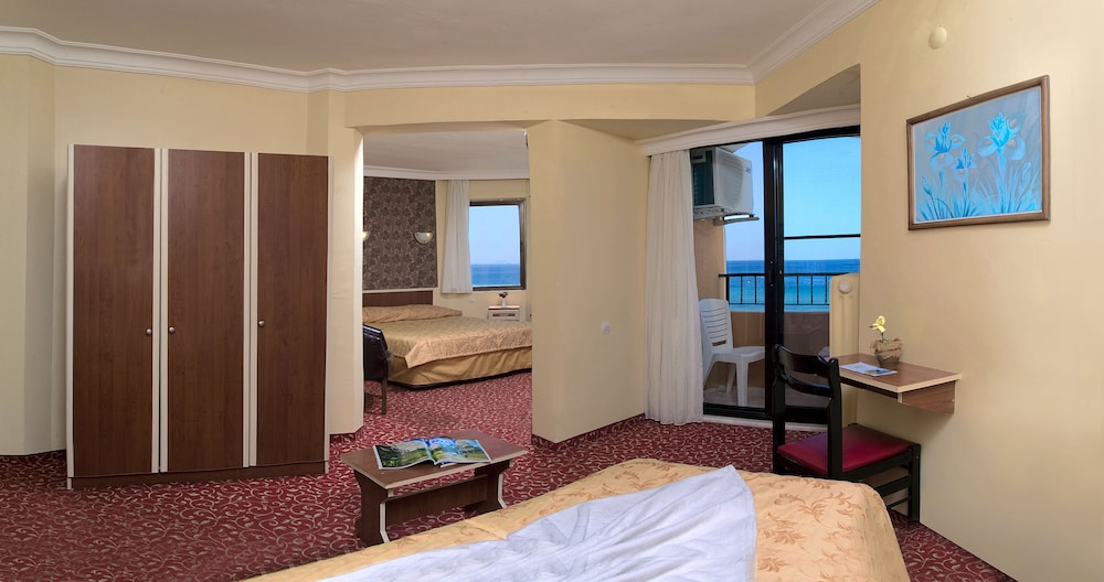 Palmera Suit Sea View photo 1
