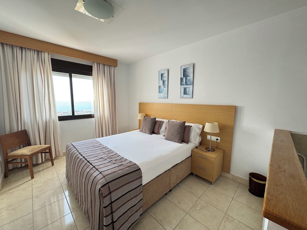 Superior Apartment, 2 Bedrooms, Terrace, Sea View photo 3