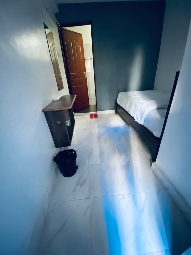 Business Single Room, 1 Twin Bed