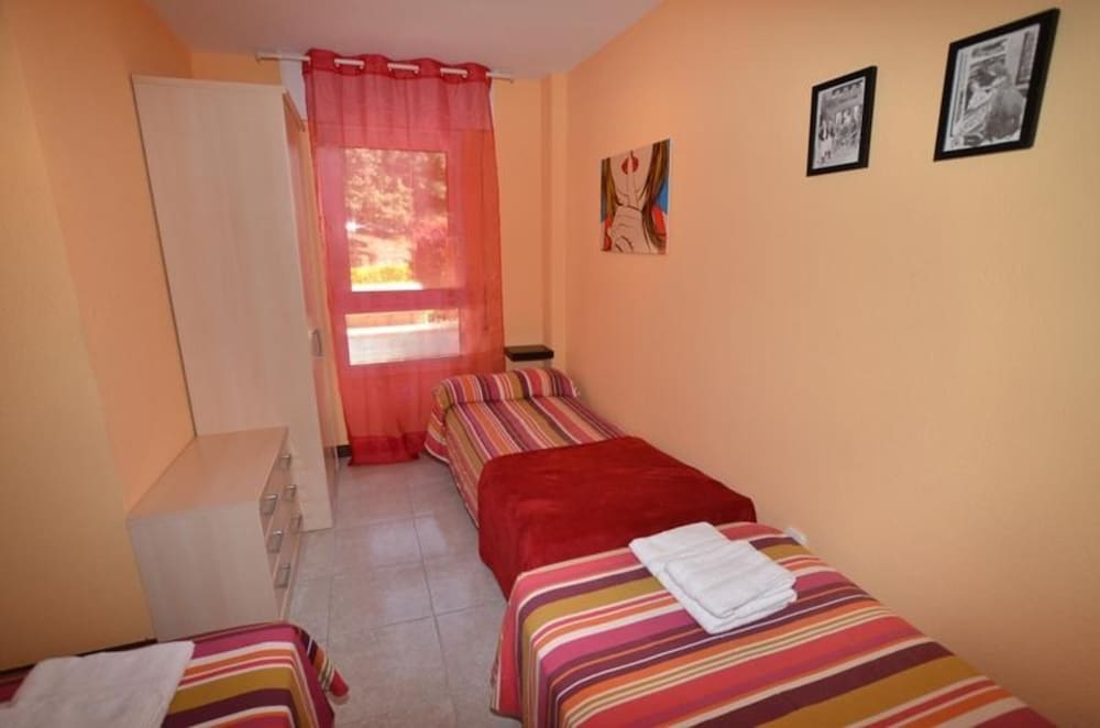 Family Apartment, 2 Bedrooms, Sea View photo 2