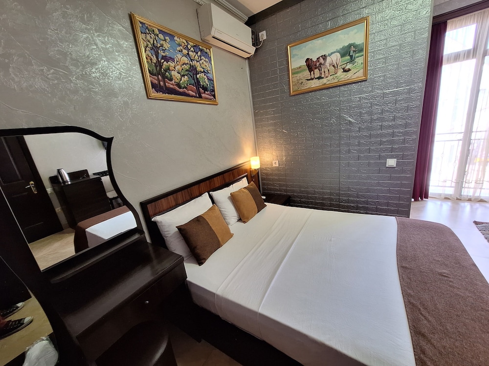 Luxury Room