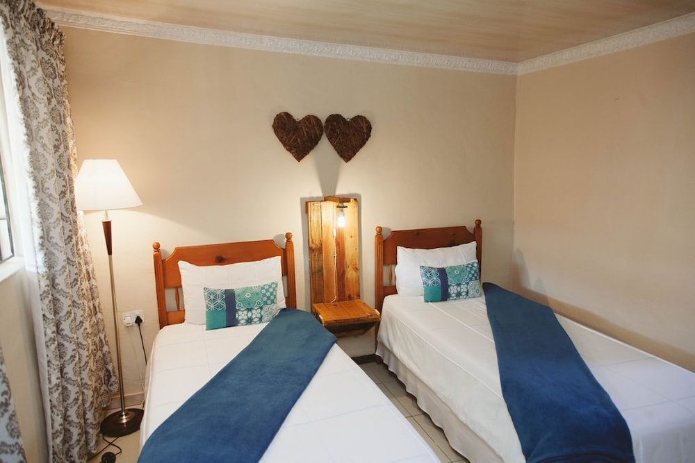 Deluxe Twin Room photo 1