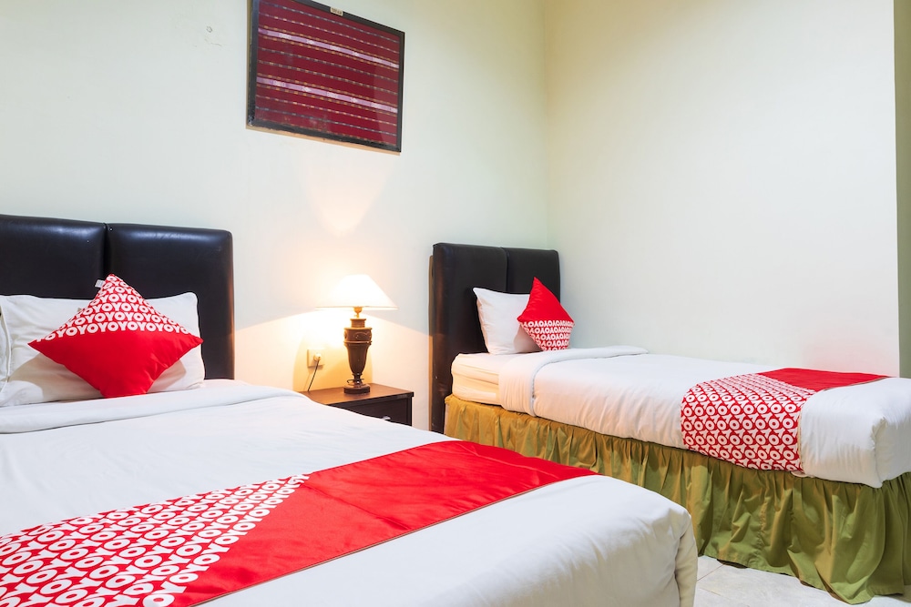 Standard Twin Room photo 2