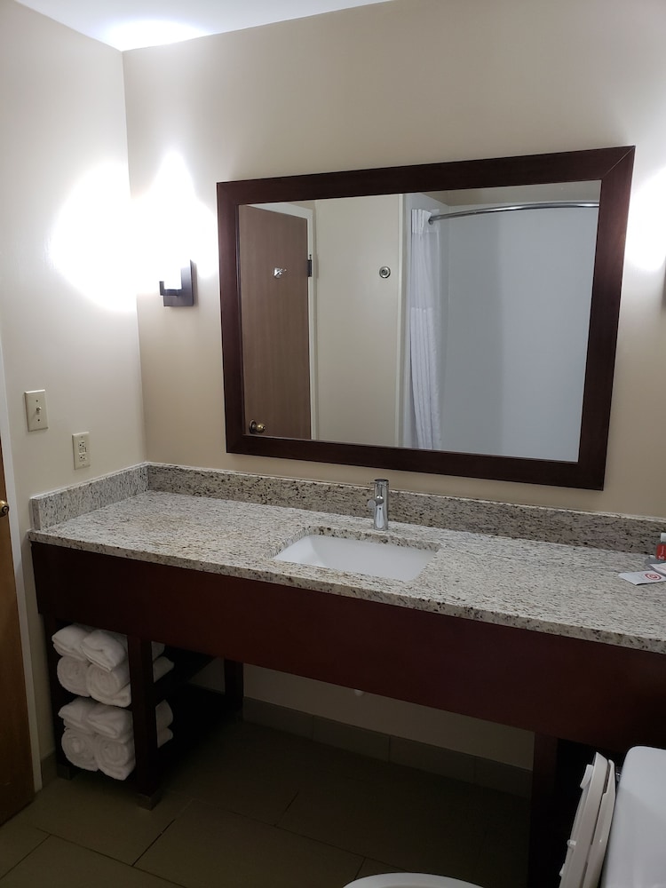 Standard Room, 2 Double Beds - Photo 7