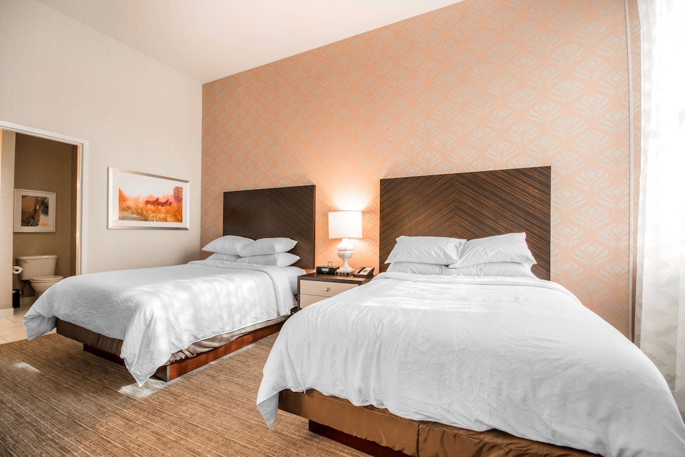 Suite, 2 Queen Beds, Accessible, Non Smoking photo 1
