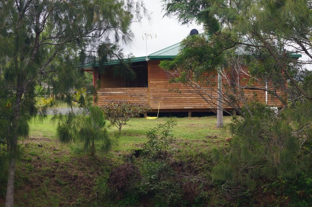 Bungalow (Broussard) photo 1