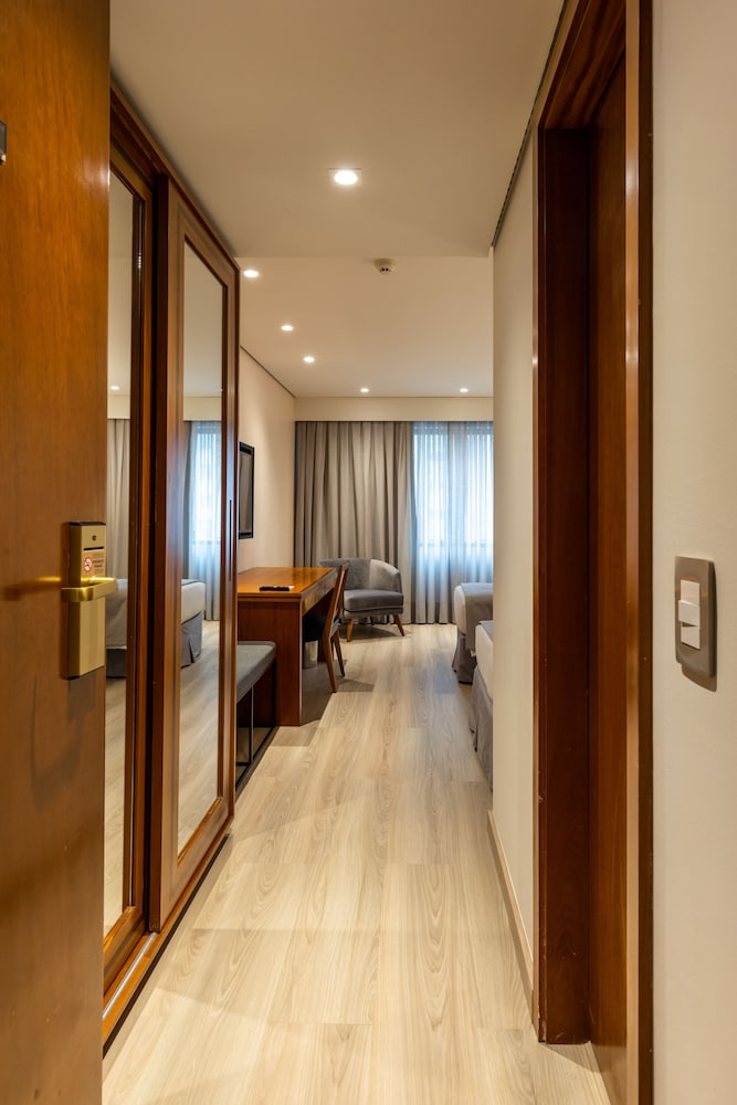 Available room