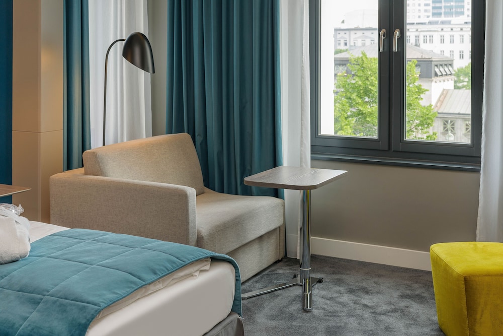 Privilege, Twin Room, Multiple Beds thumbnail 6