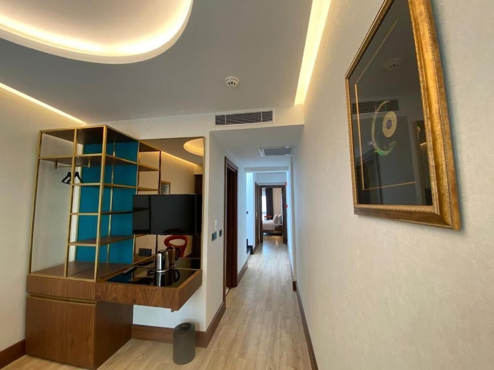 Family Studio Suite, Sea View photo 3