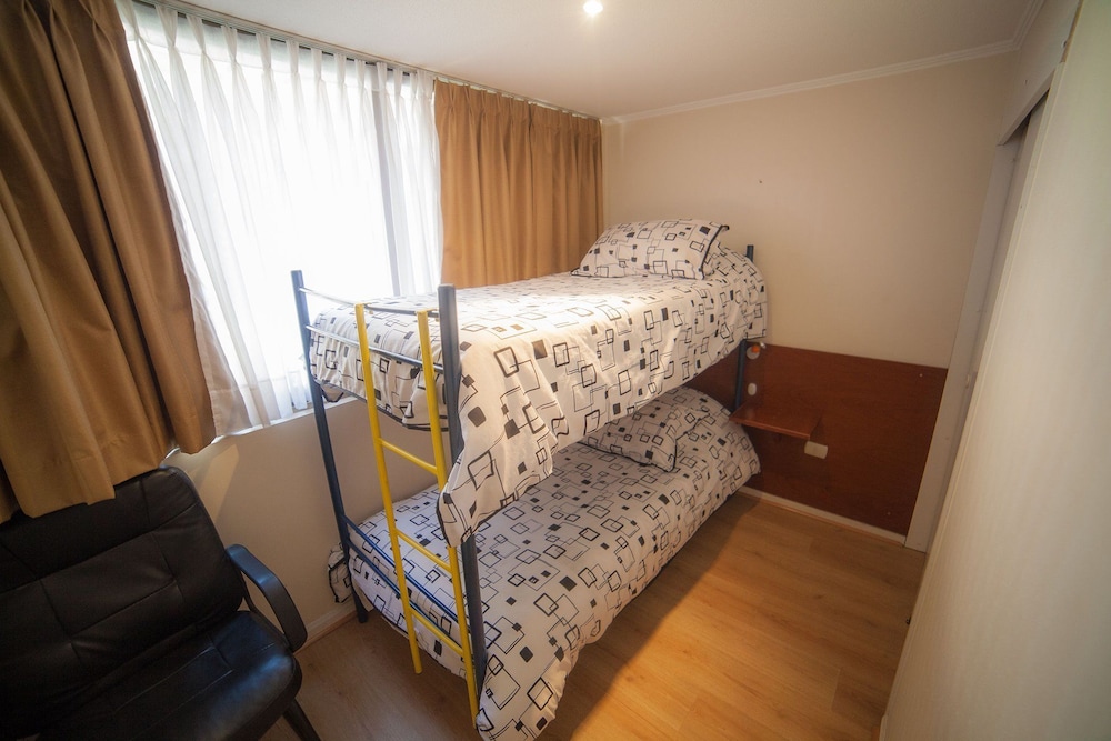 Traditional Apartment, 2 Bedrooms, Accessible