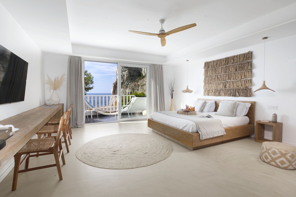 Junior Double Room, Balcony, Sea View - Photo 3