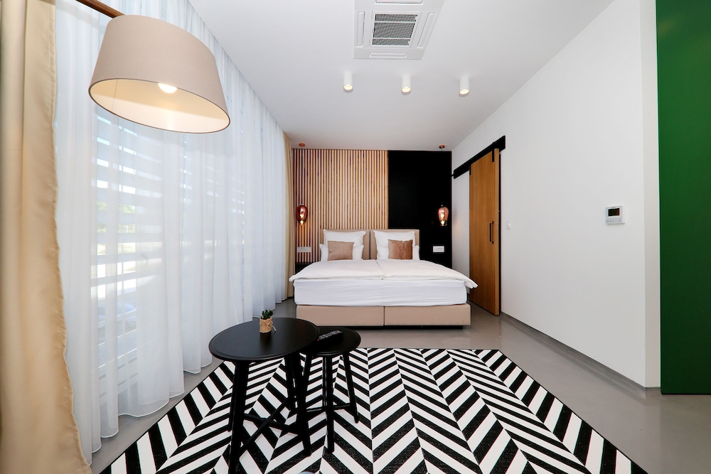 Luxury Room