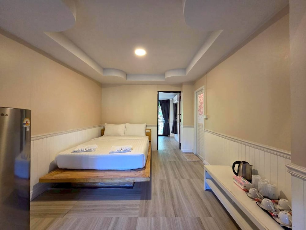Deluxe Suite - Photo 4