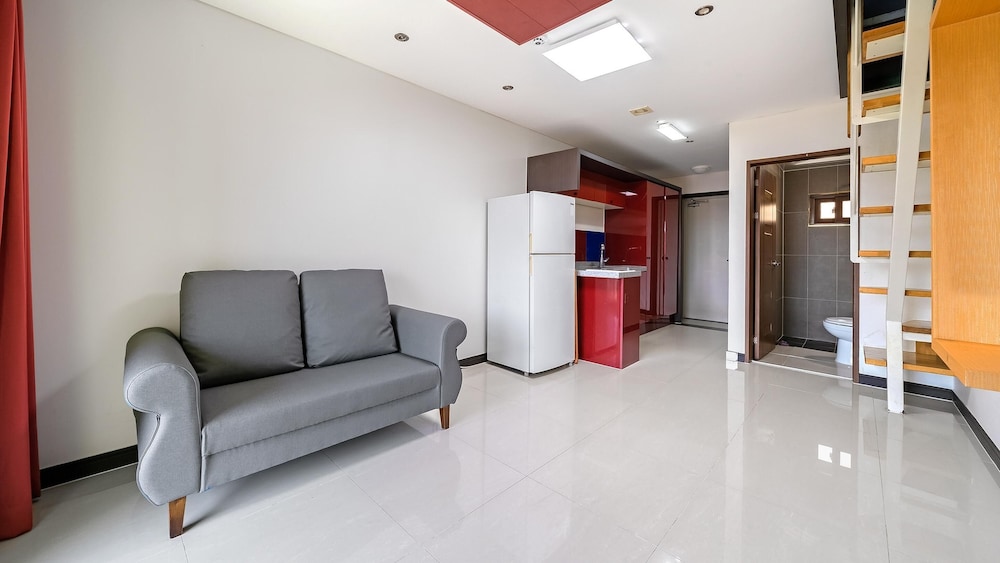Basic Room, 1 Bedroom (Room 306) - Photo 10