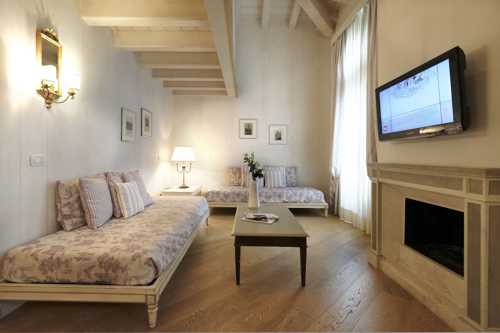 Suite, Terrace - Photo 5
