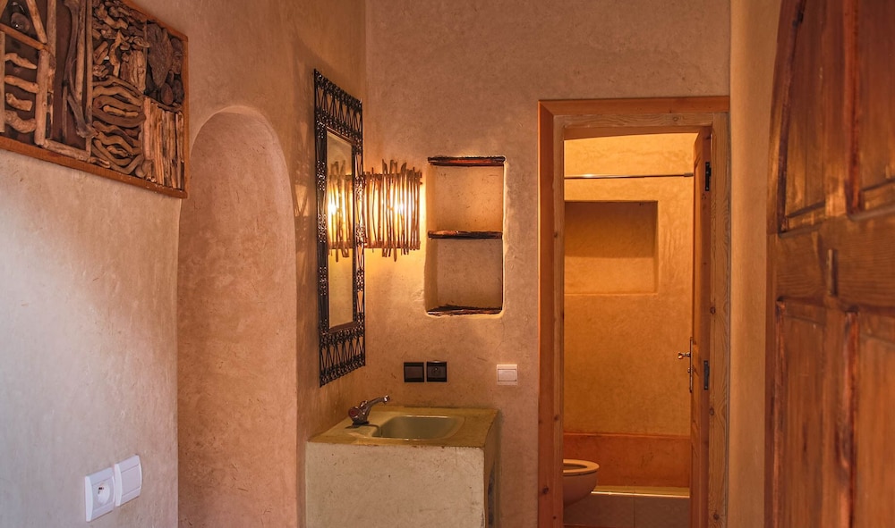 Grand Room, Private Bathroom (Tawja) photo 3