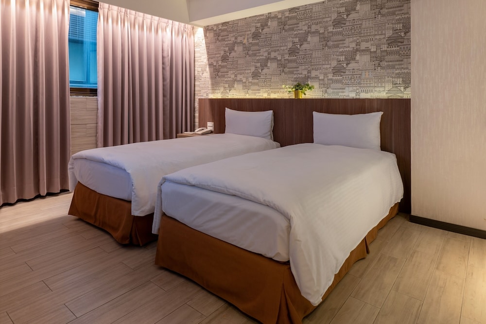 Superior Twin Room photo 3