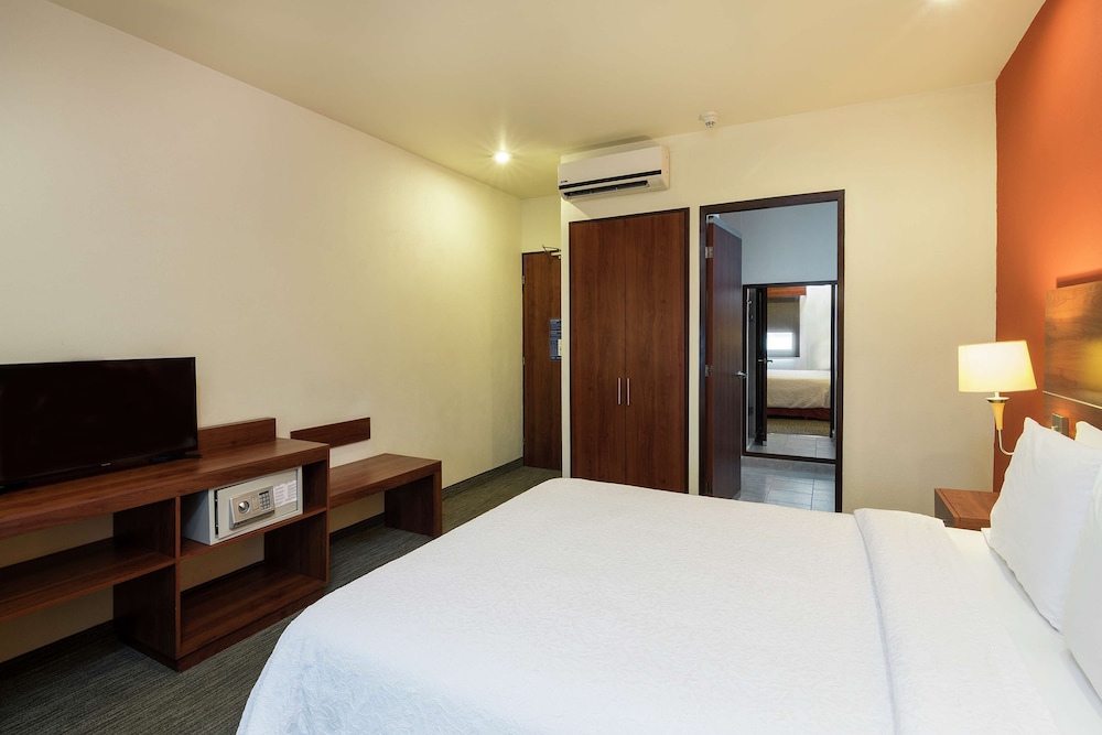 Room, 1 Queen Bed, Non Smoking photo 3