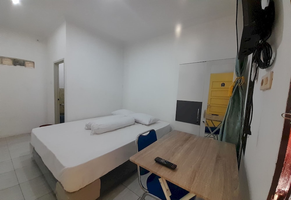 Standard Double Room photo 2