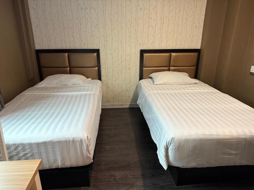 Deluxe Twin Room, City View photo 2