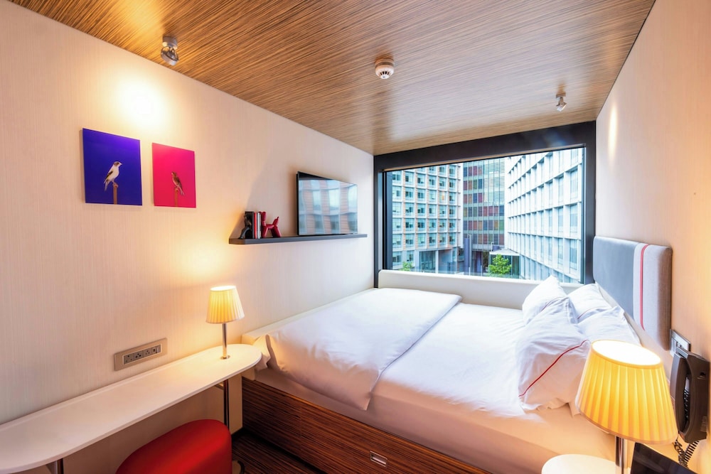 Room, 1 King Bed (High Floor) photo 2