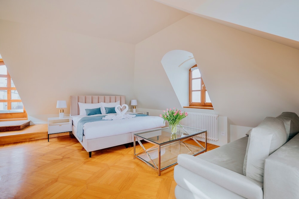 Exclusive Apartment