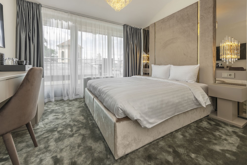 Classic Double or Twin Room, Terrace