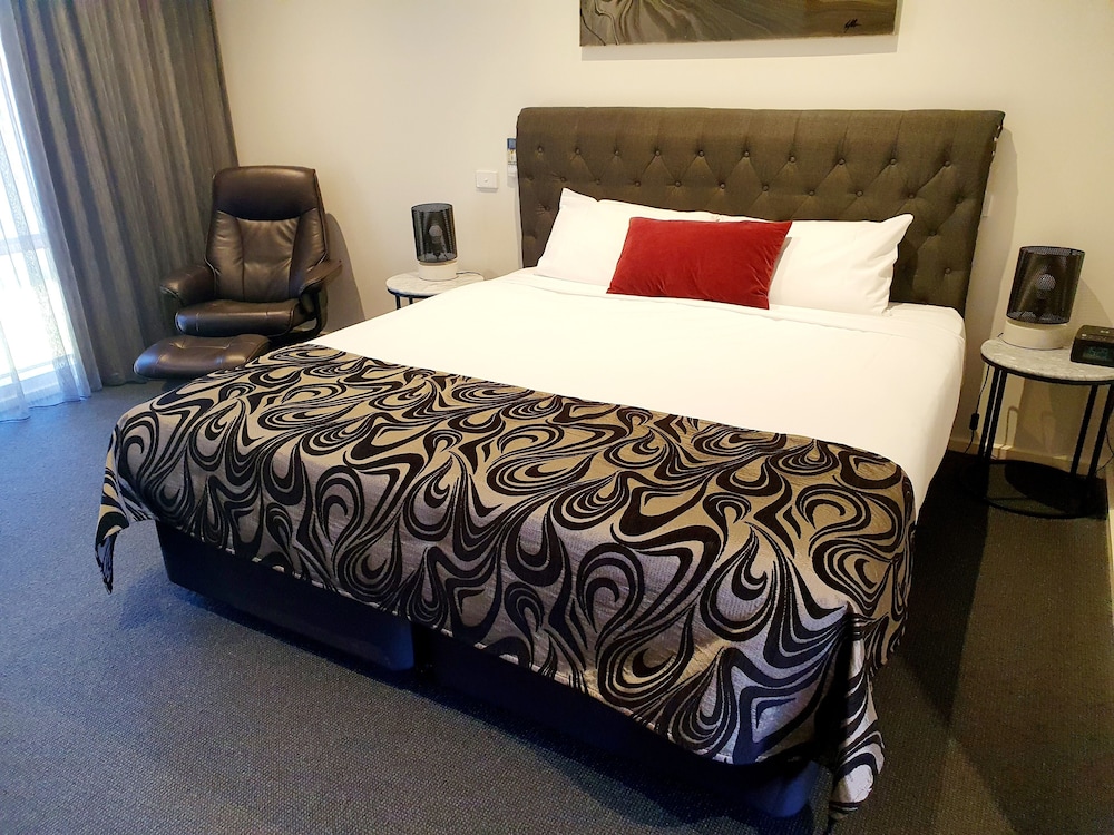 Superior Room, 1 King Bed