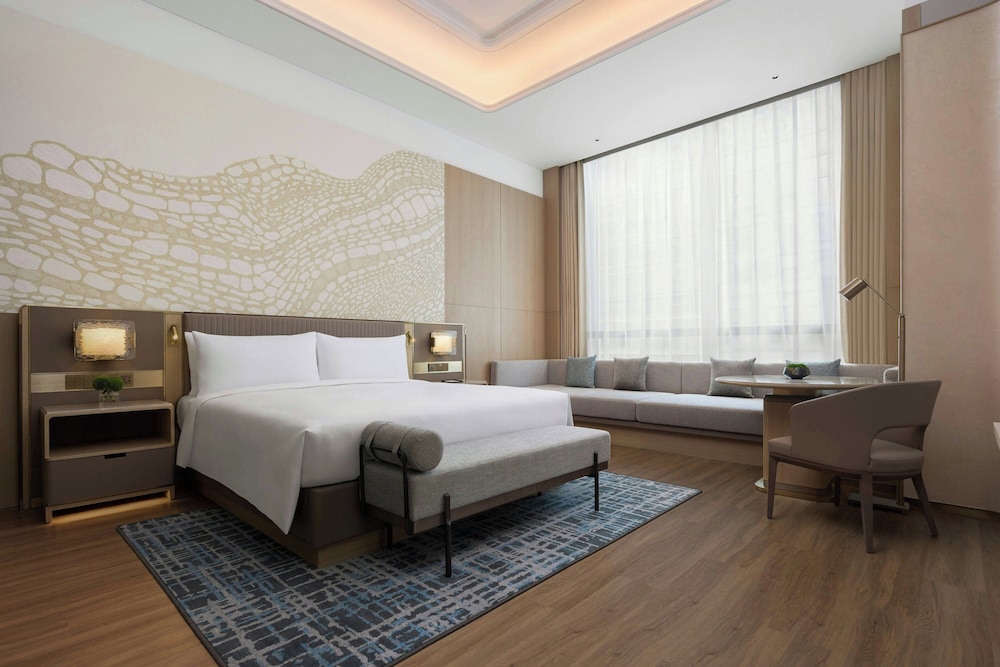 Premium Room, 1 King Bed with Sofa bed