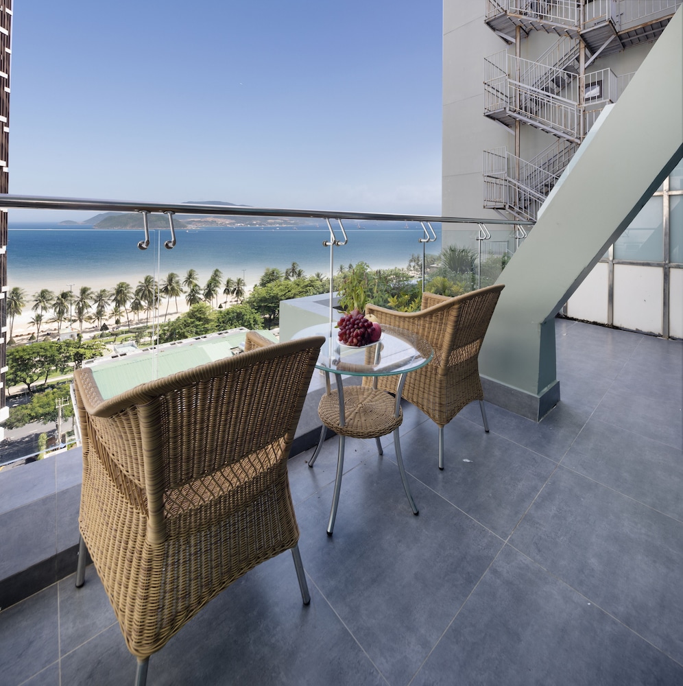 Classic Suite, Sea View - Photo 7