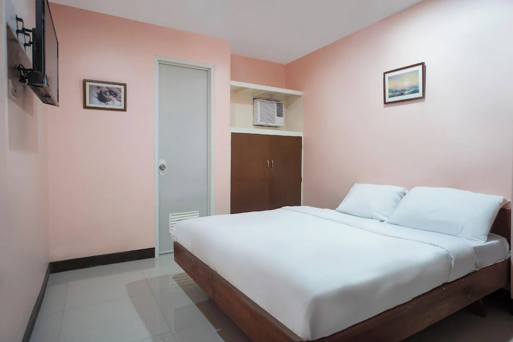 Deluxe Double Room, 1 Queen Bed photo 3