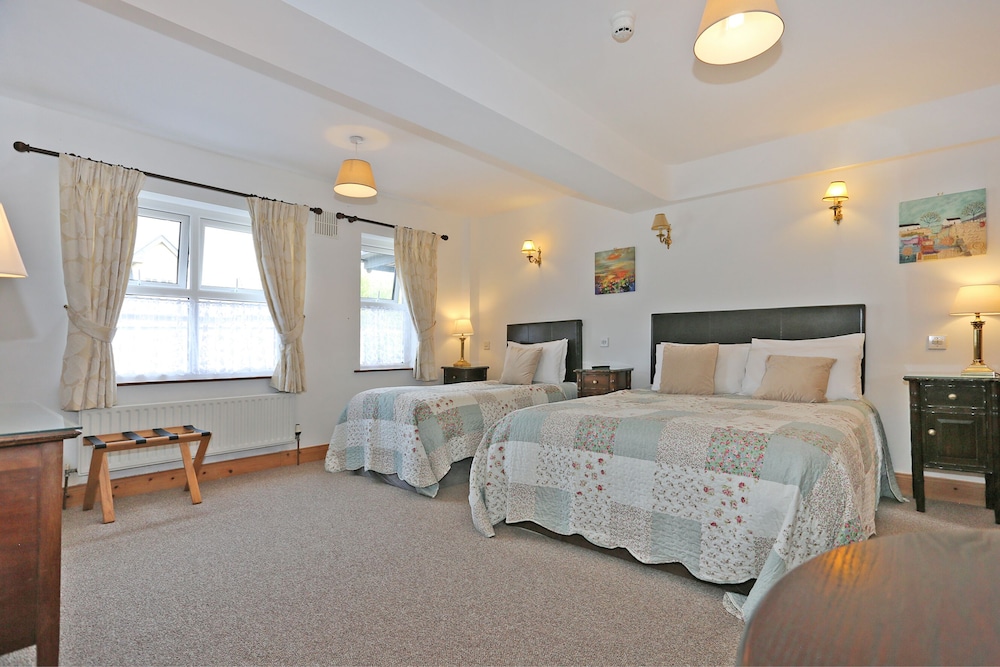 Comfort Triple Room