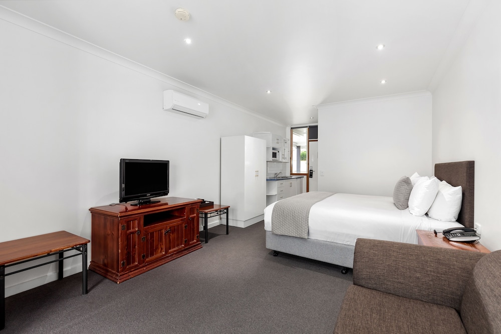 Standard Double Room photo 2