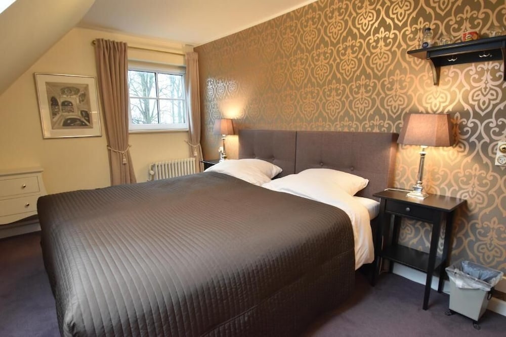 Classic Double Room, 1 King Bed photo 1
