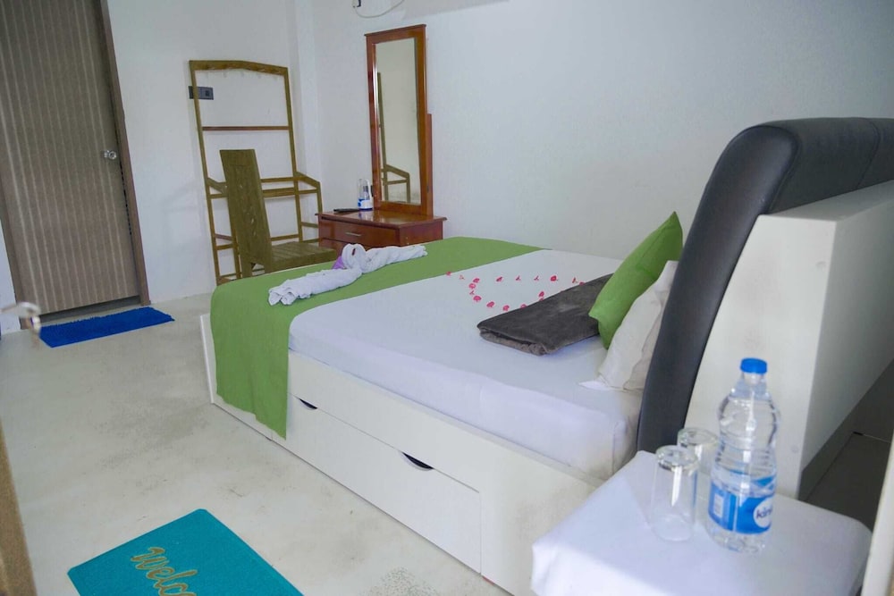 Deluxe Studio Suite, Garden View photo 1