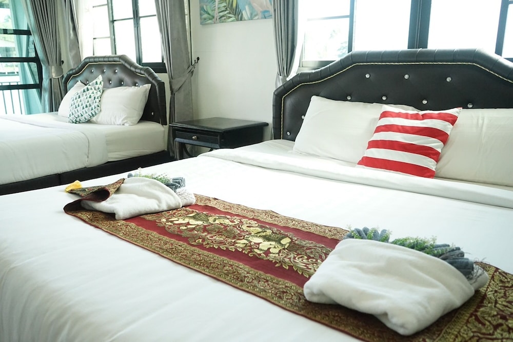 Family Suite - Photo 19