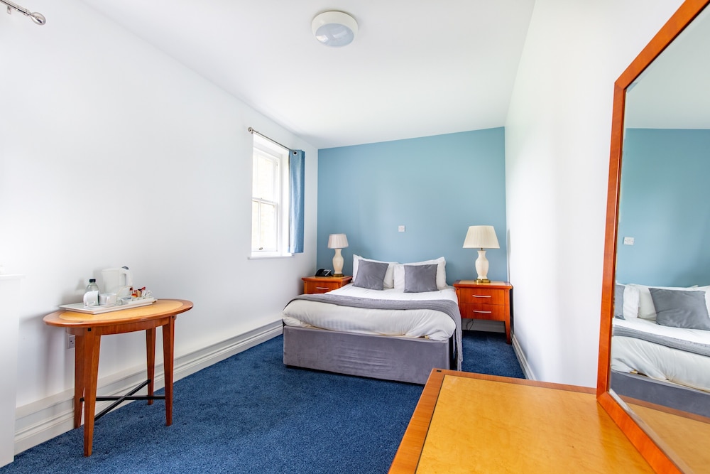 Basic Double Room photo 3