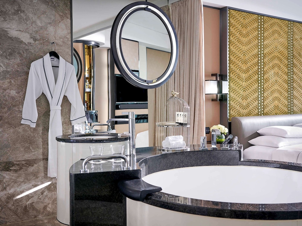 Luxury Room, 2 Twin Beds - Photo 3