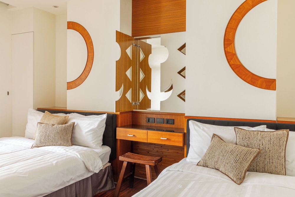 Quadruple room with balcony photo 3