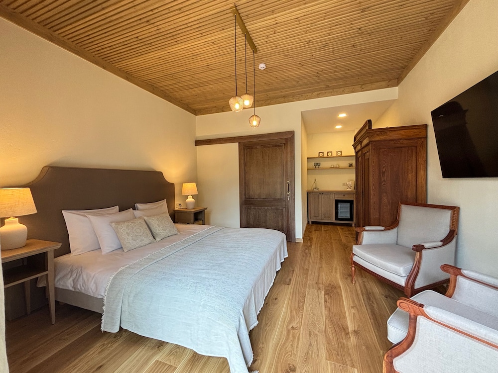 Deluxe Room, 1 Bedroom, Non Smoking, Terrace photo 1