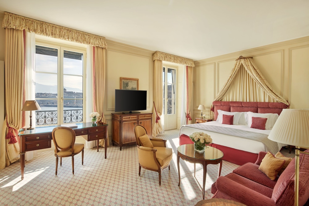 Junior Suite, Lake View - Photo 1