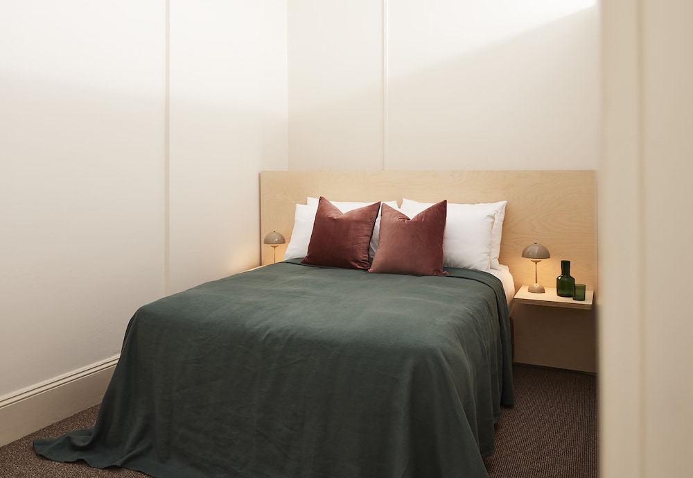 Deluxe Suite photo 3