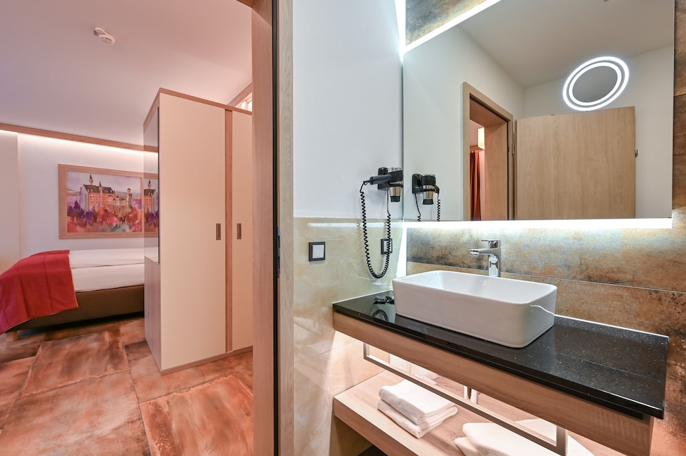 Superior Quadruple Room photo 2