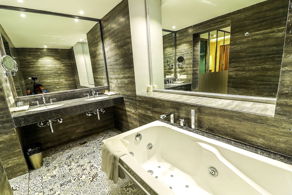 Suite photo 3