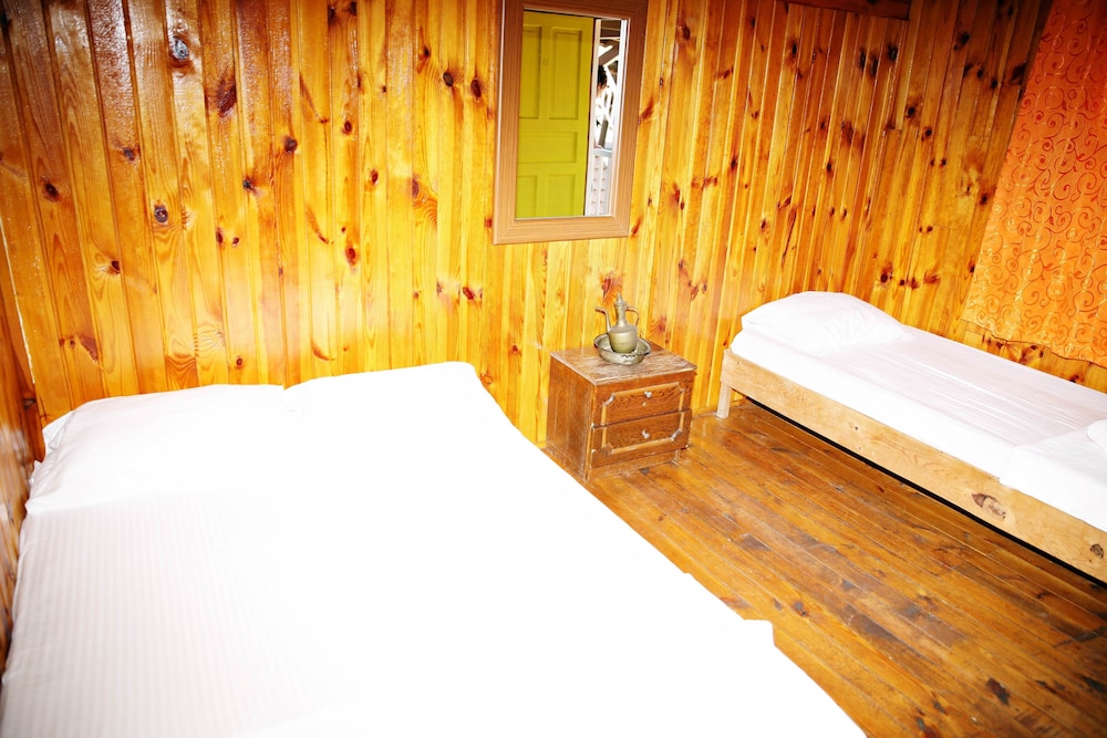 Triple Room (Bungalow) photo 2