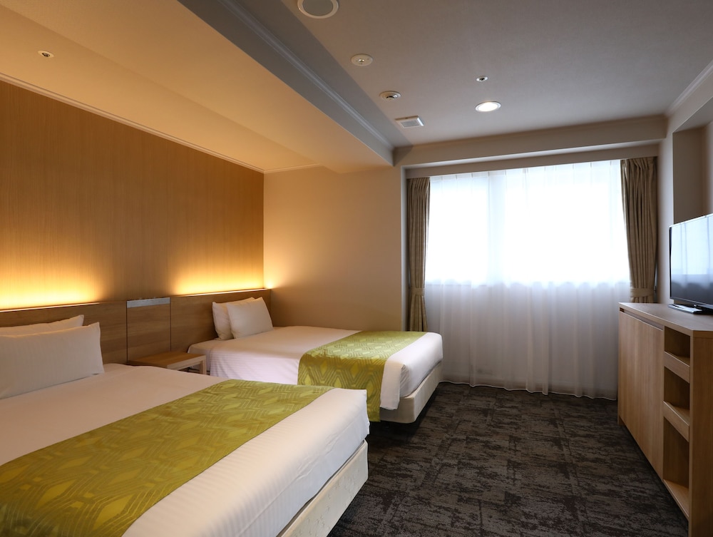 Deluxe Twin Room, Non Smoking (2 beds for 4 people) photo 2